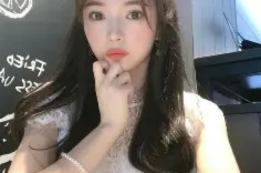 不顾央视警告顶风作案与刘涛传出绯闻的杨烁成了“跳梁小丑”