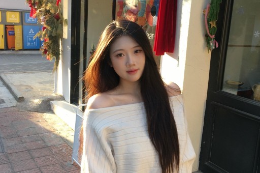 明星餐饮店集体“塌房”：当流量光环照不亮真金白银的账单